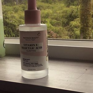 Vitamin E clarifying serum